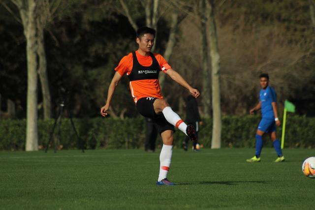 英超-杰克逊破门恩佐建功 切尔西2-1莱斯特城